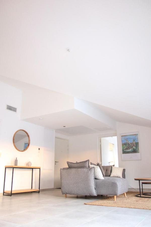 Appartement T3 à 5 minutes du port et de la plage 37 Saint-Cyr-sur-Mer Extérieur photo